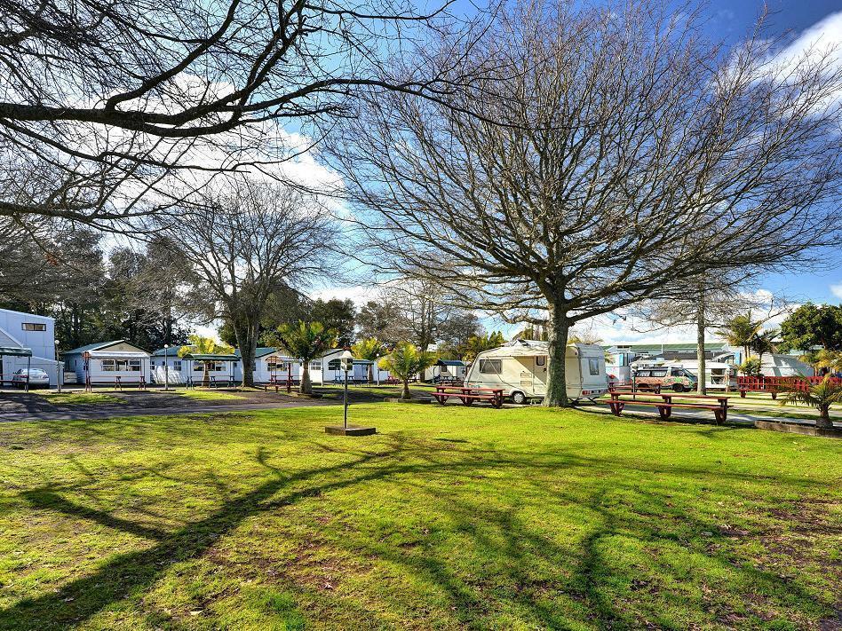 Auckland Northshore Motels & Holiday Park Екстер'єр фото