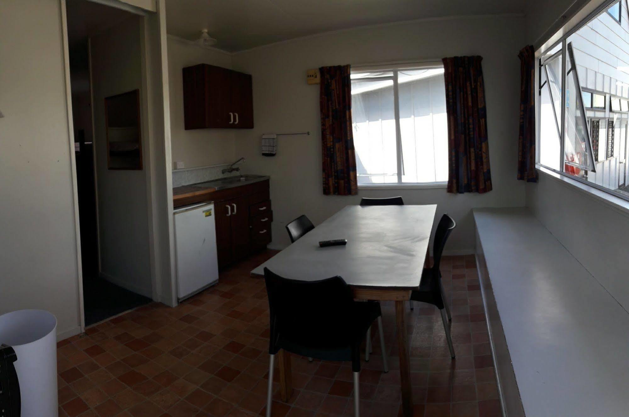 Auckland Northshore Motels & Holiday Park Екстер'єр фото