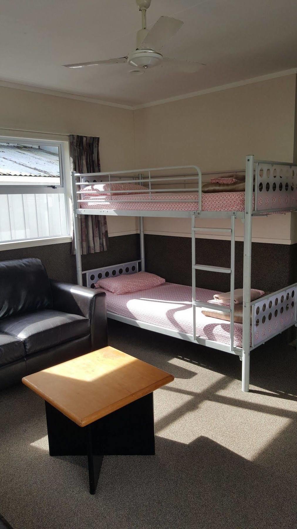 Auckland Northshore Motels & Holiday Park Екстер'єр фото