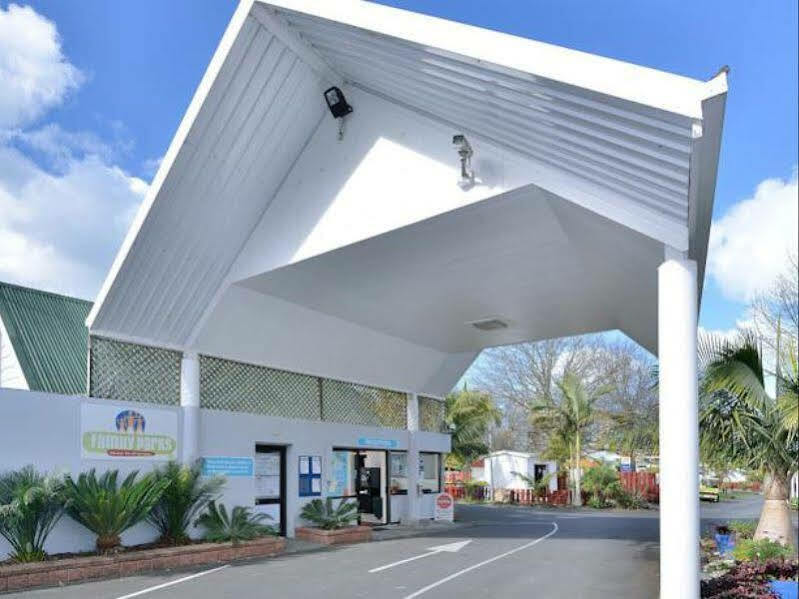 Auckland Northshore Motels & Holiday Park Екстер'єр фото